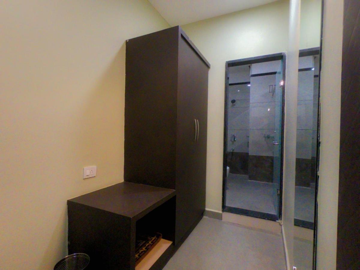 Hoshangabad Hotel Meenakshi מראה חיצוני תמונה